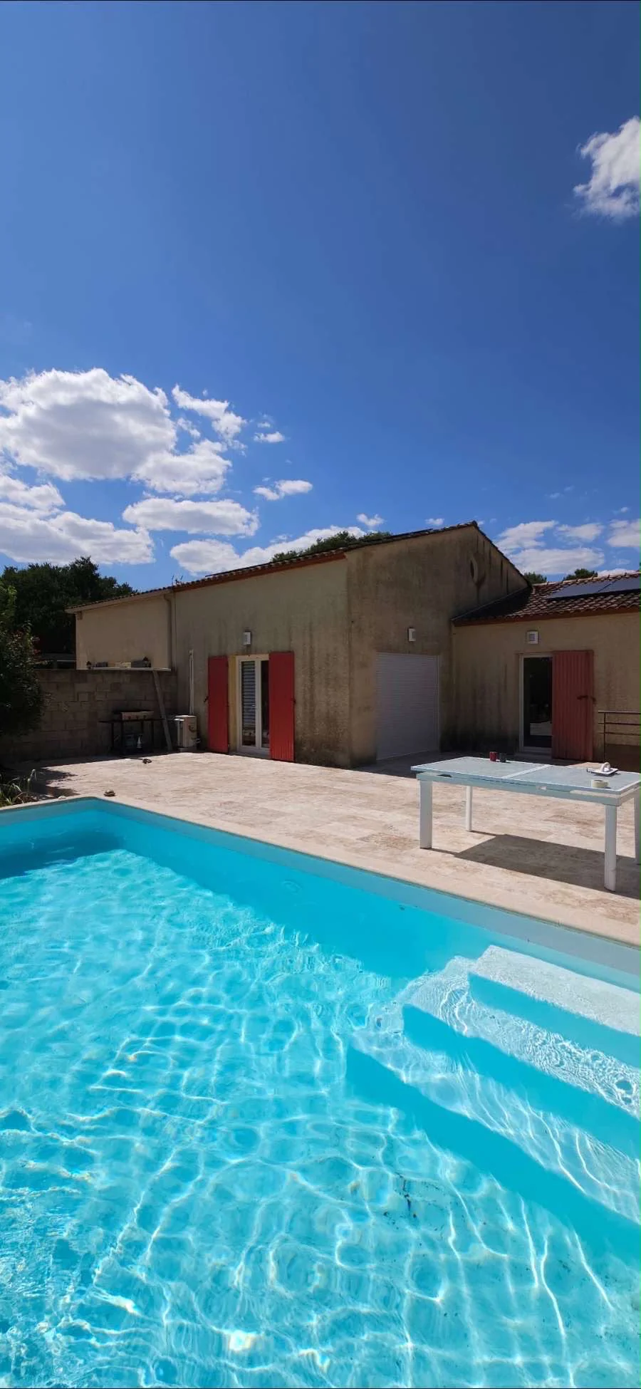 Piscine et terrasse rénovées à Sussargues